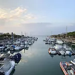 아파트 Seaside With Breathtaking Sea Views 리그나노 사비아도로