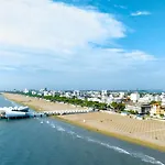 Seaside With Breathtaking Sea Views Apartament Lignano Sabbiadoro