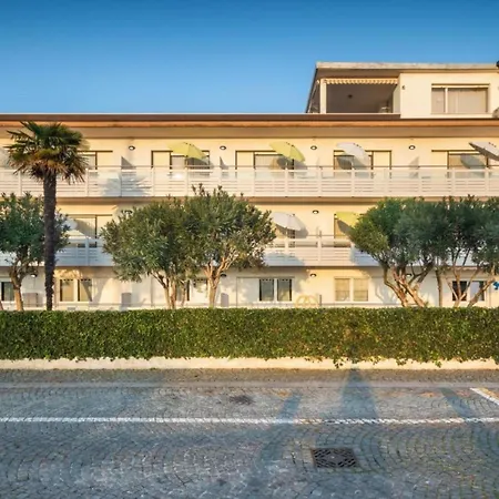 Seaside With Breathtaking Sea Views *