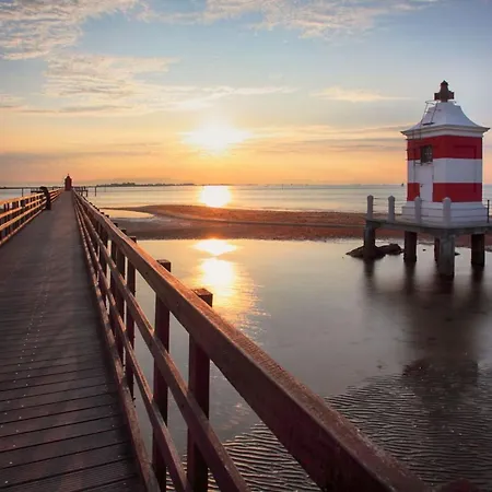 Lägenhet Seaside With Breathtaking Sea Views
