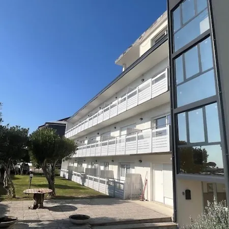 アパート Seaside With Breathtaking Sea Views